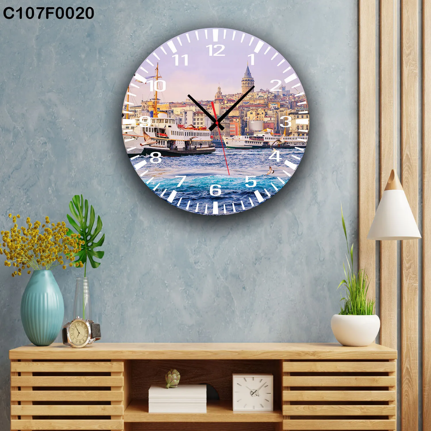 ساعة دائرية إسطنبول بحر سفن معالم تاريخية